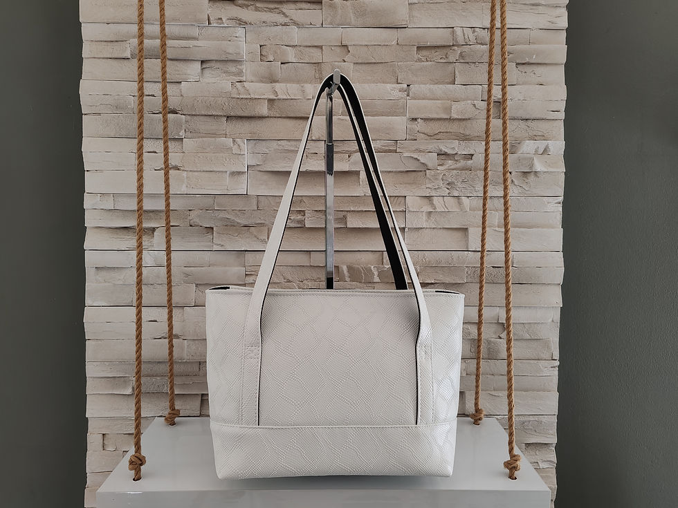 Miniature : Sac à main " Popine " à l'épaule blanc serpent noir et beige