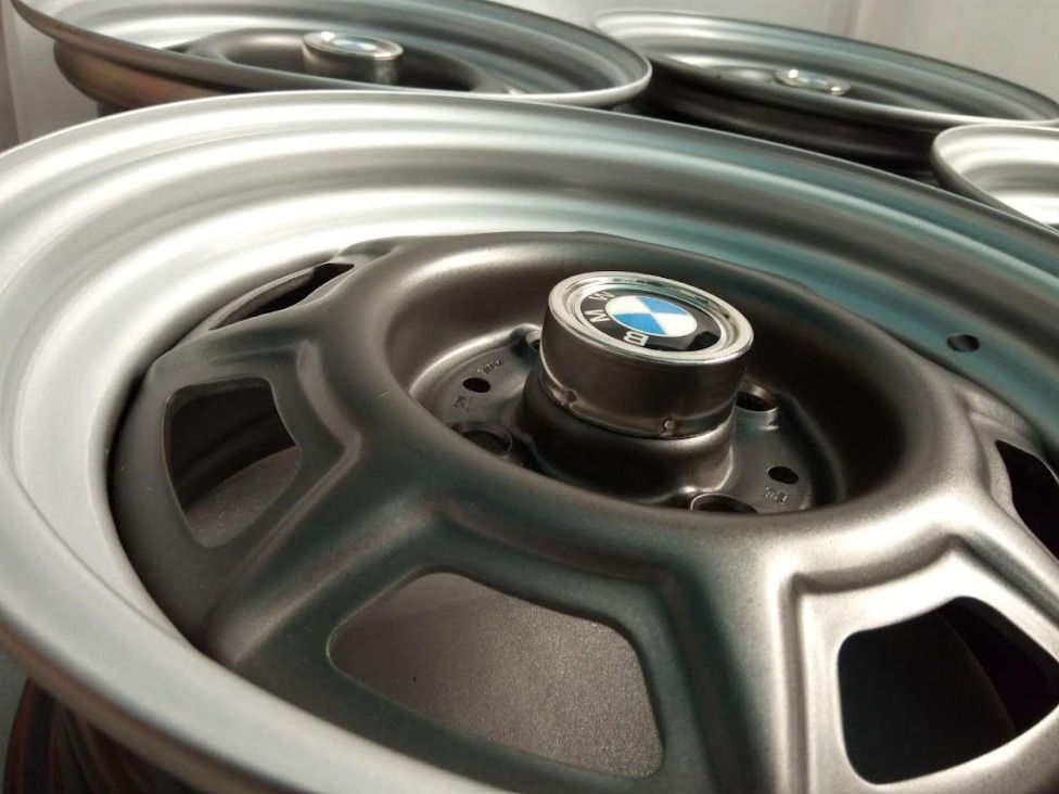 Thumbnail: Genuine BMW 2002TURBO Wheel Set 5 1/2JX13 ET:18