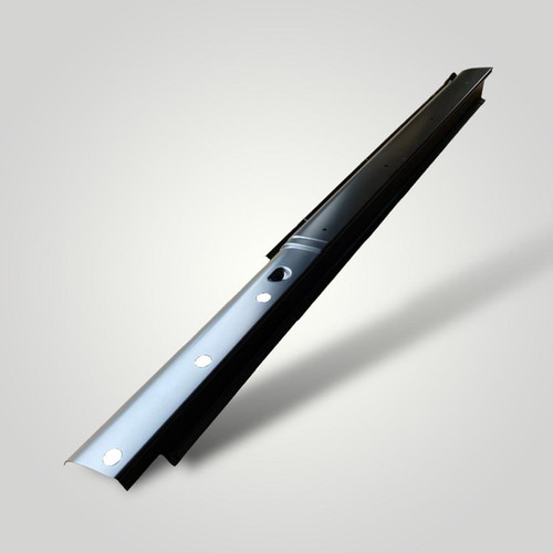 BMW 2002 ROCKER PANELS MIC 41356440140, 41356440141