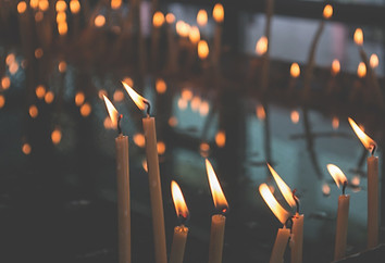 candles-1851176_1280.jpg