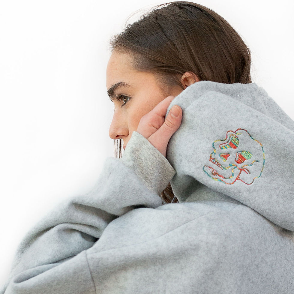 Thumbnail: Fleece blanket hoodie (Tie Dye embroidery)
