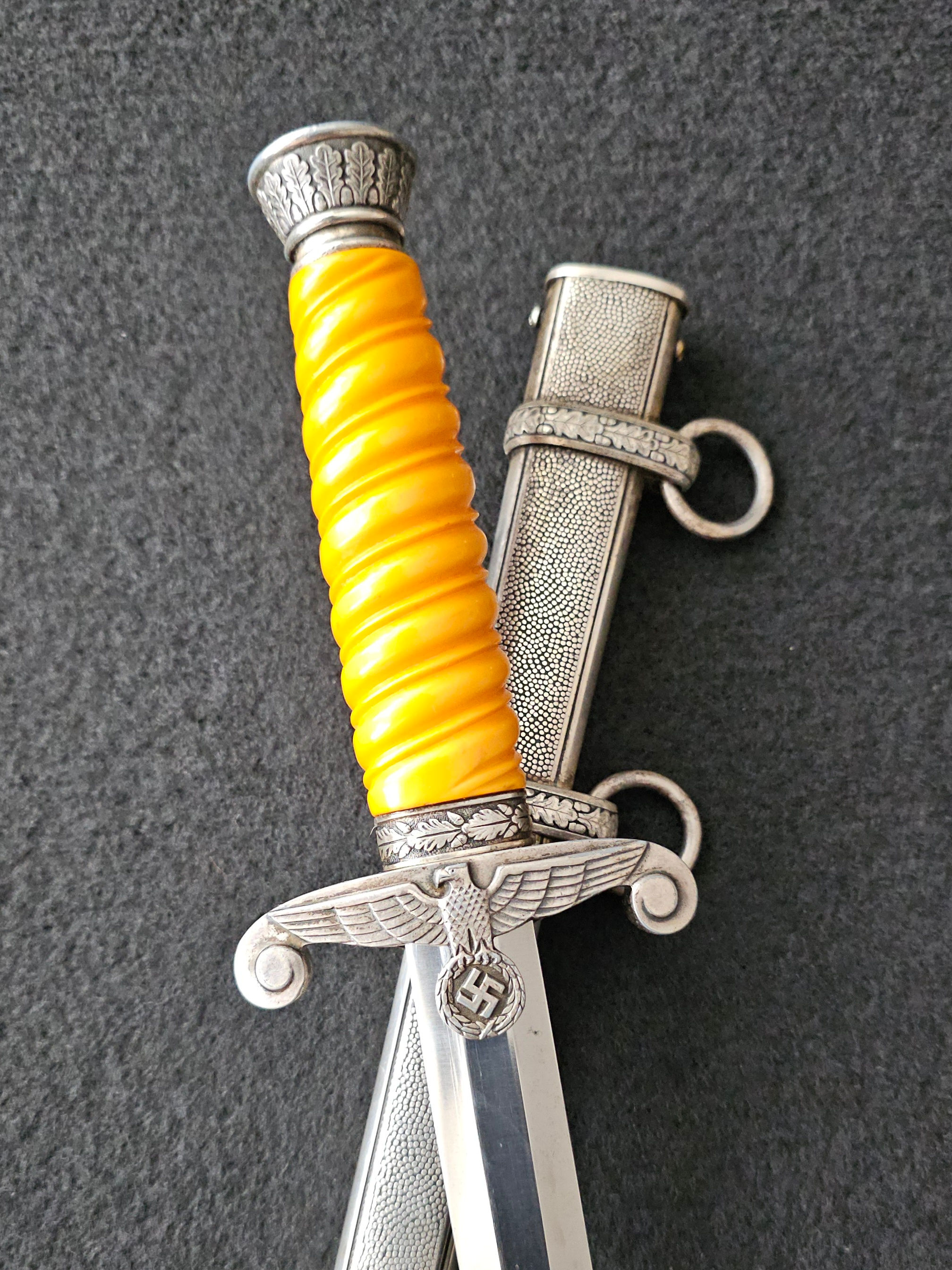Army Officer Heer Dagger by J.A. Henckels. RARE!!!