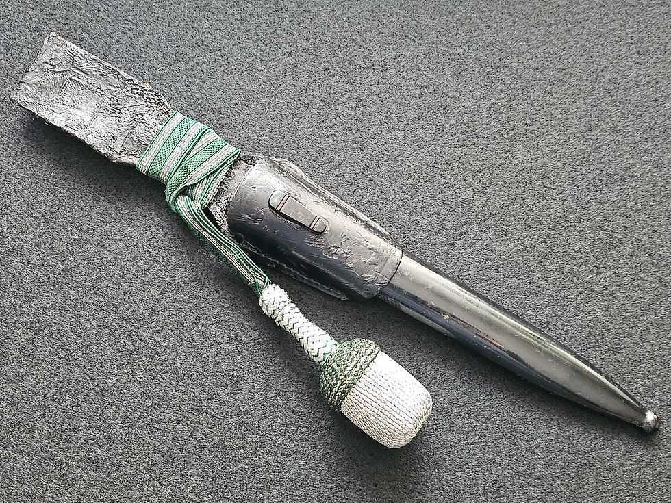 Thumbnail: A short KS 98 single-etched dress bayonet by Eickhorn. 