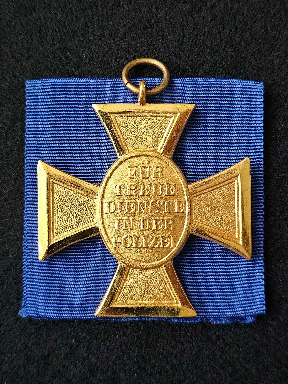 Thumbnail: 25 Year Police Long Service Award

