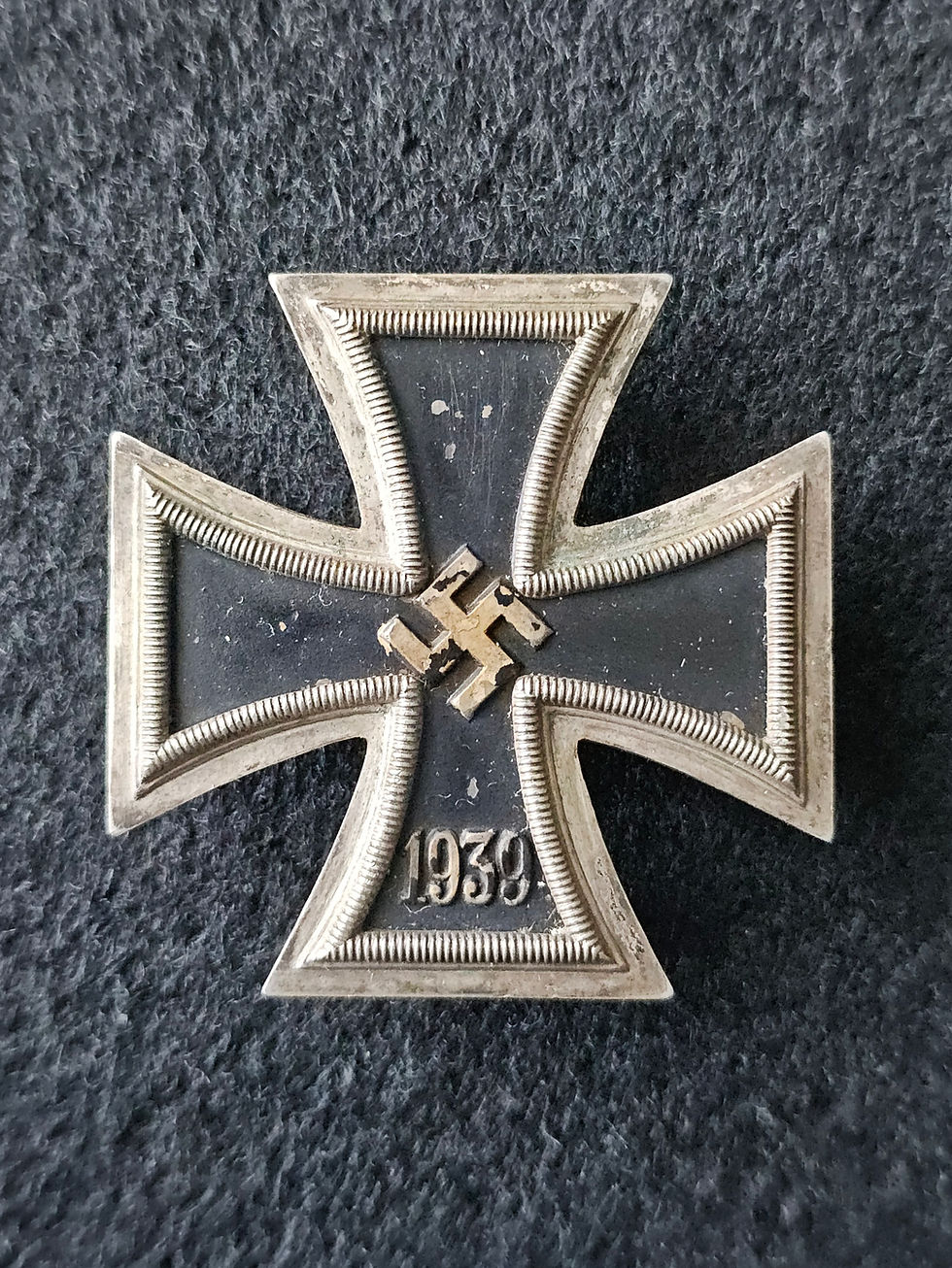 Iron cross 1st class by Ferdinand Hoffstätter "L/19" Brass core.