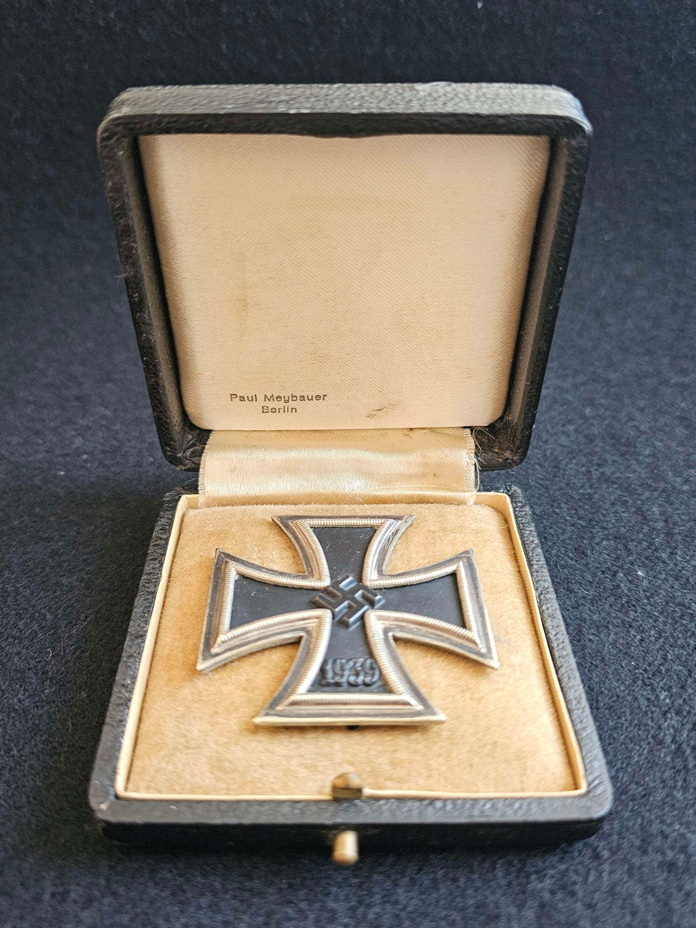 Iron cross 1st class by Paul Meybauer "7" in box.