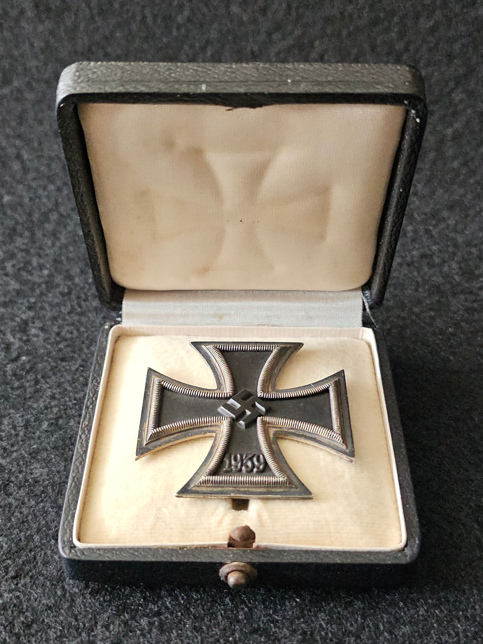 Iron cross 1st class by Schauerte & Höhfeld "L/54" in box.