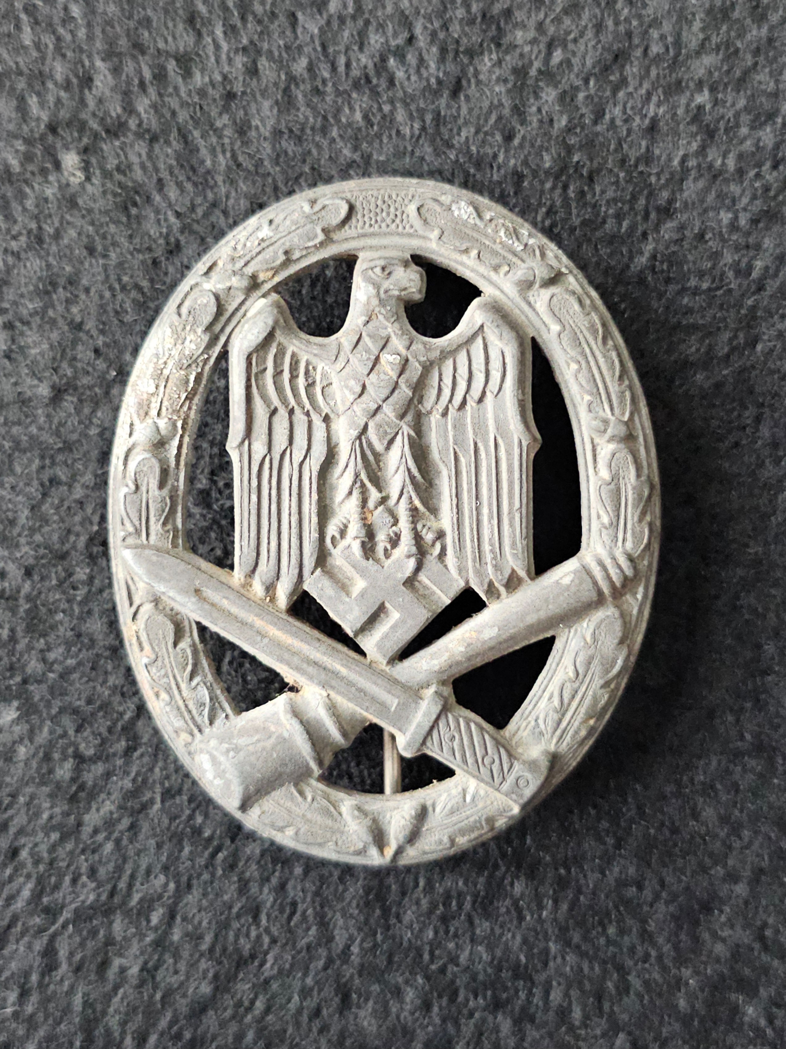General assault badge in silver by F.W. Assmann & Sohn, "A".