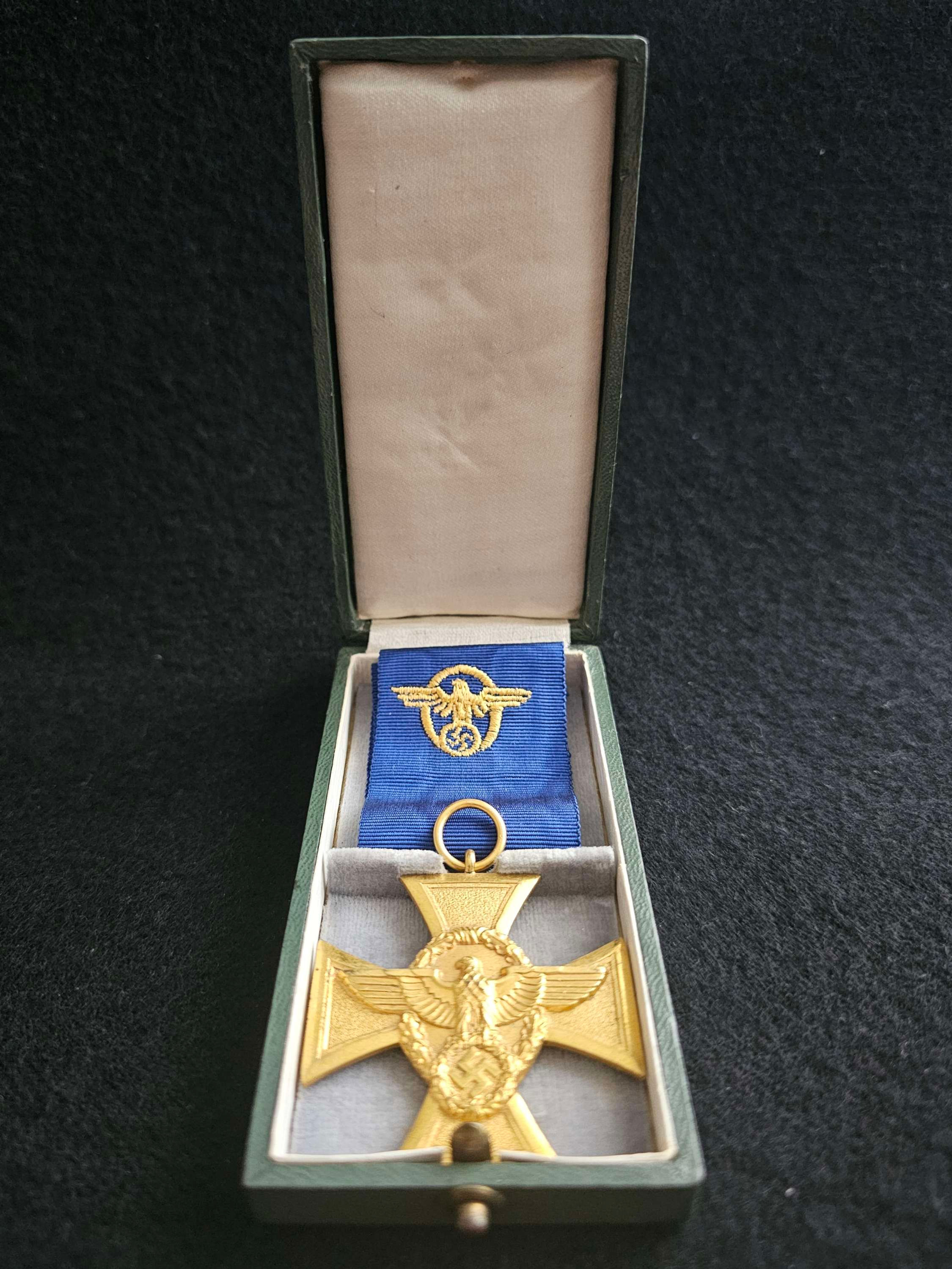 German Police 25 Year Service Medal by Katz & Deyhle "60" in Box.