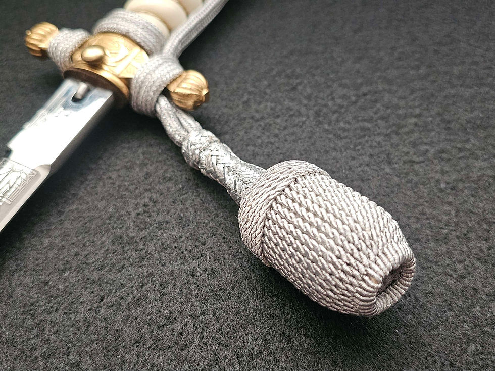Thumbnail: Germany, Kriegsmarine. A Naval Officer’s Dagger by Carl Eickhorn. 