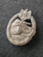 Thumbnail: Panzer assault badge in bronze by Frank & Reif.