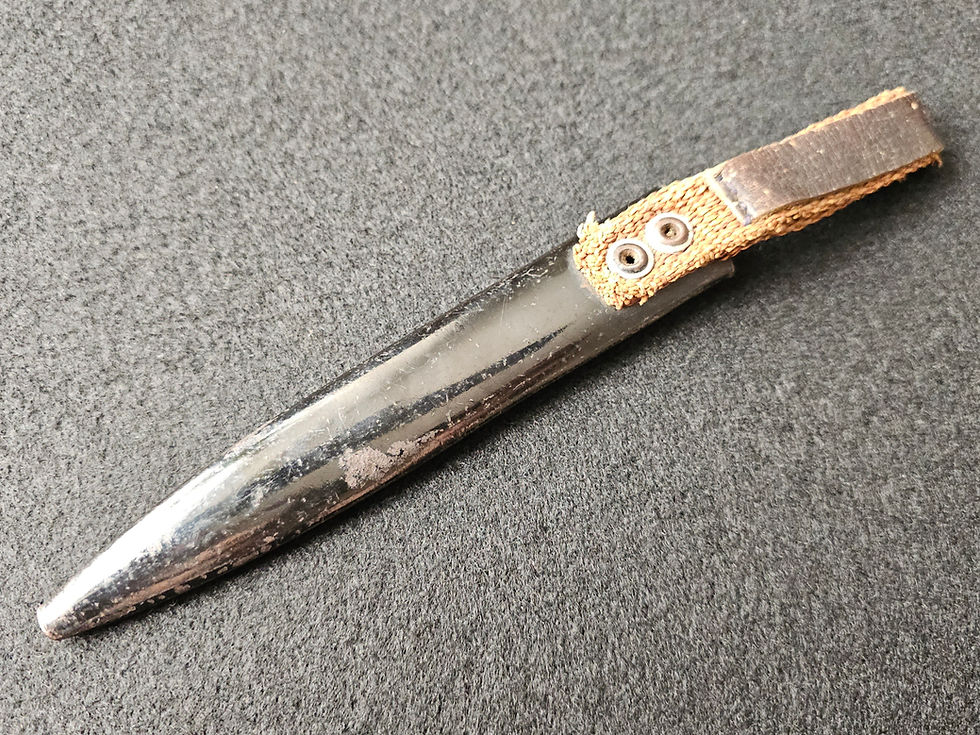 Thumbnail: World War I Trench Combat Knife by C.Eickhorn. 