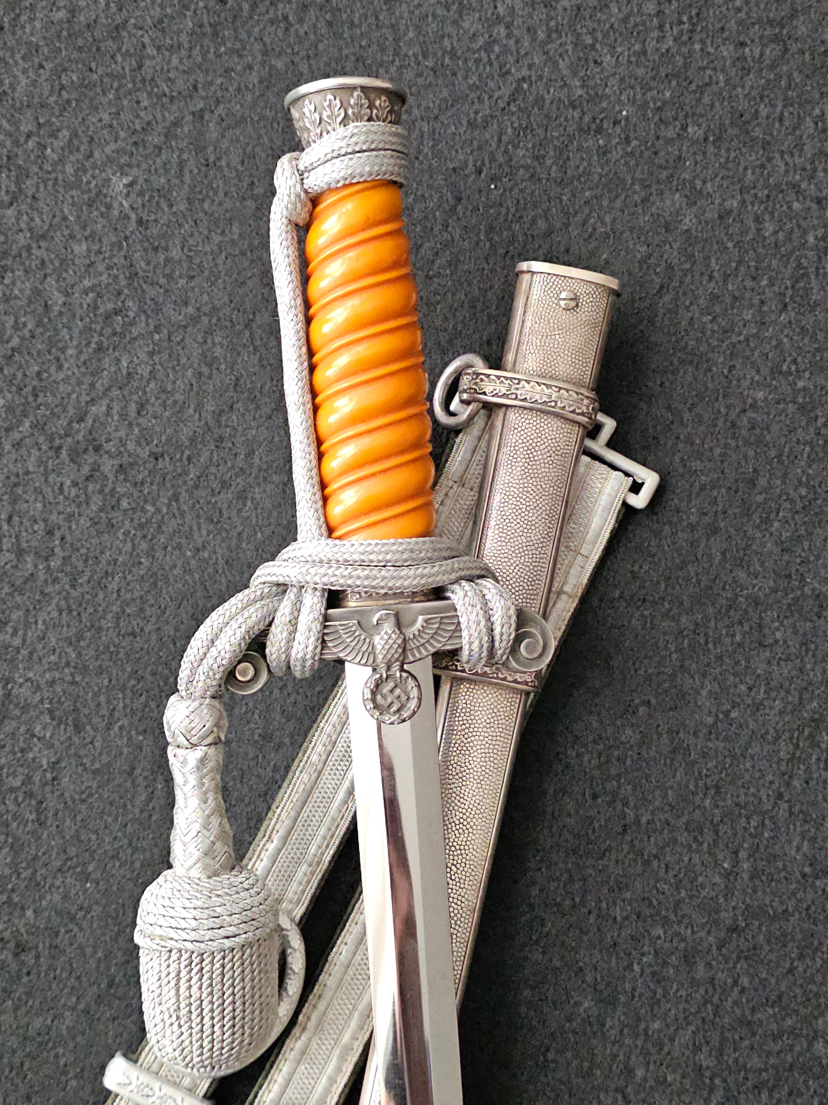 Army Officer Heer Dagger by Eickhorn.