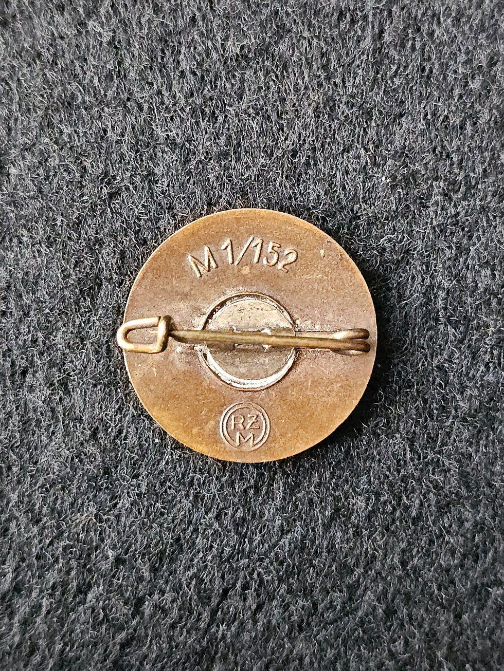 Thumbnail: NSDAP Party pin "M1/152".