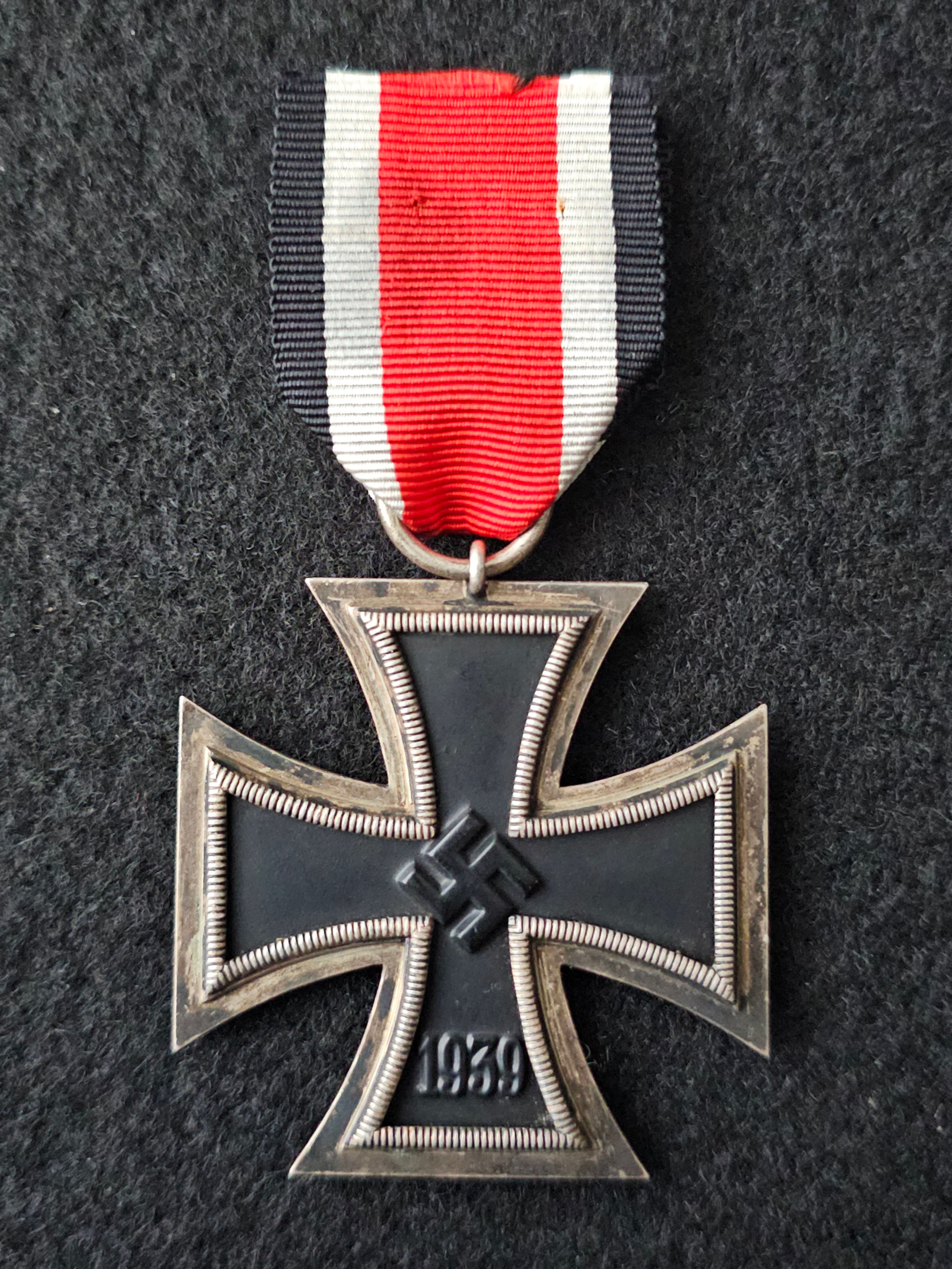 Iron cross 2nd class by Frank & Reif "Ubergrosse".