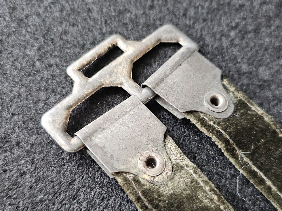 Thumbnail: Army (Heer) Officer's Deluxe Dagger Hangers. 