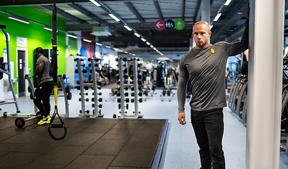 5 QUICK AND EASY STRETCHES TO HELP IMPROVE YOU POSTURE