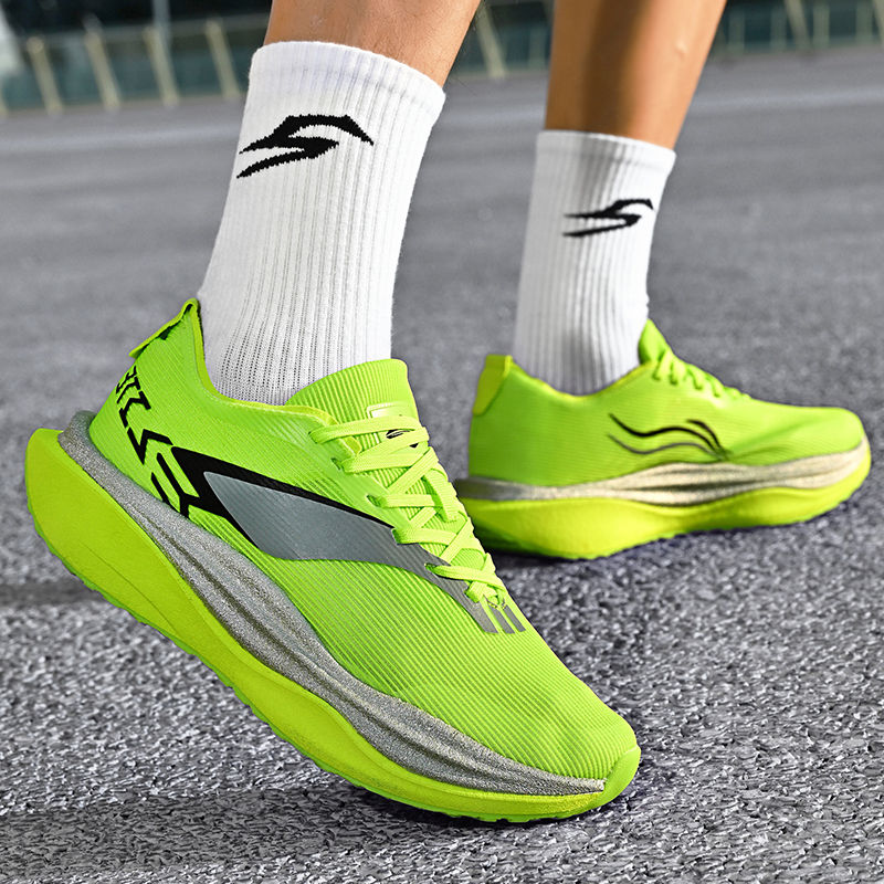 Thumbnail: Blaze Rush Speed Runner Sneakers