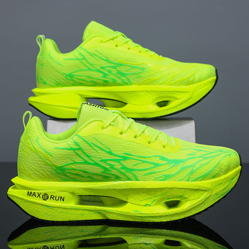 Thumbnail: Thunder Core Hollow Running Sneakers with breathable mesh upper, hollow cushioned sole, and lightweight running design