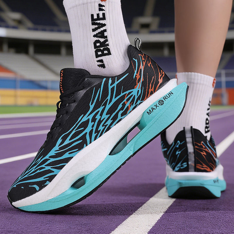 Thumbnail: Thunder Core Hollow Running Sneakers with breathable mesh upper, hollow cushioned sole, and lightweight running design
