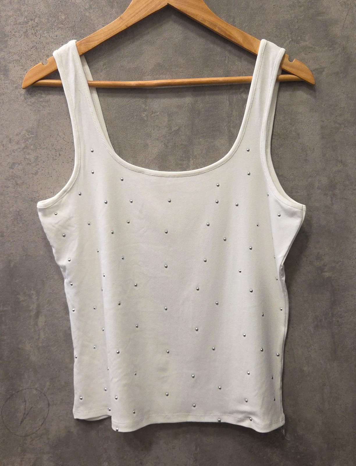 🩷🌸Musculosa con tachas calidad premium