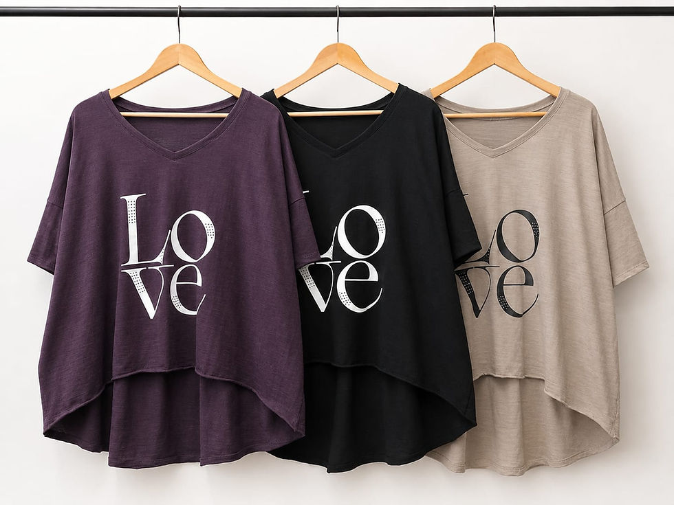 Miniatura: 🩷Remera oversize Love con tachas