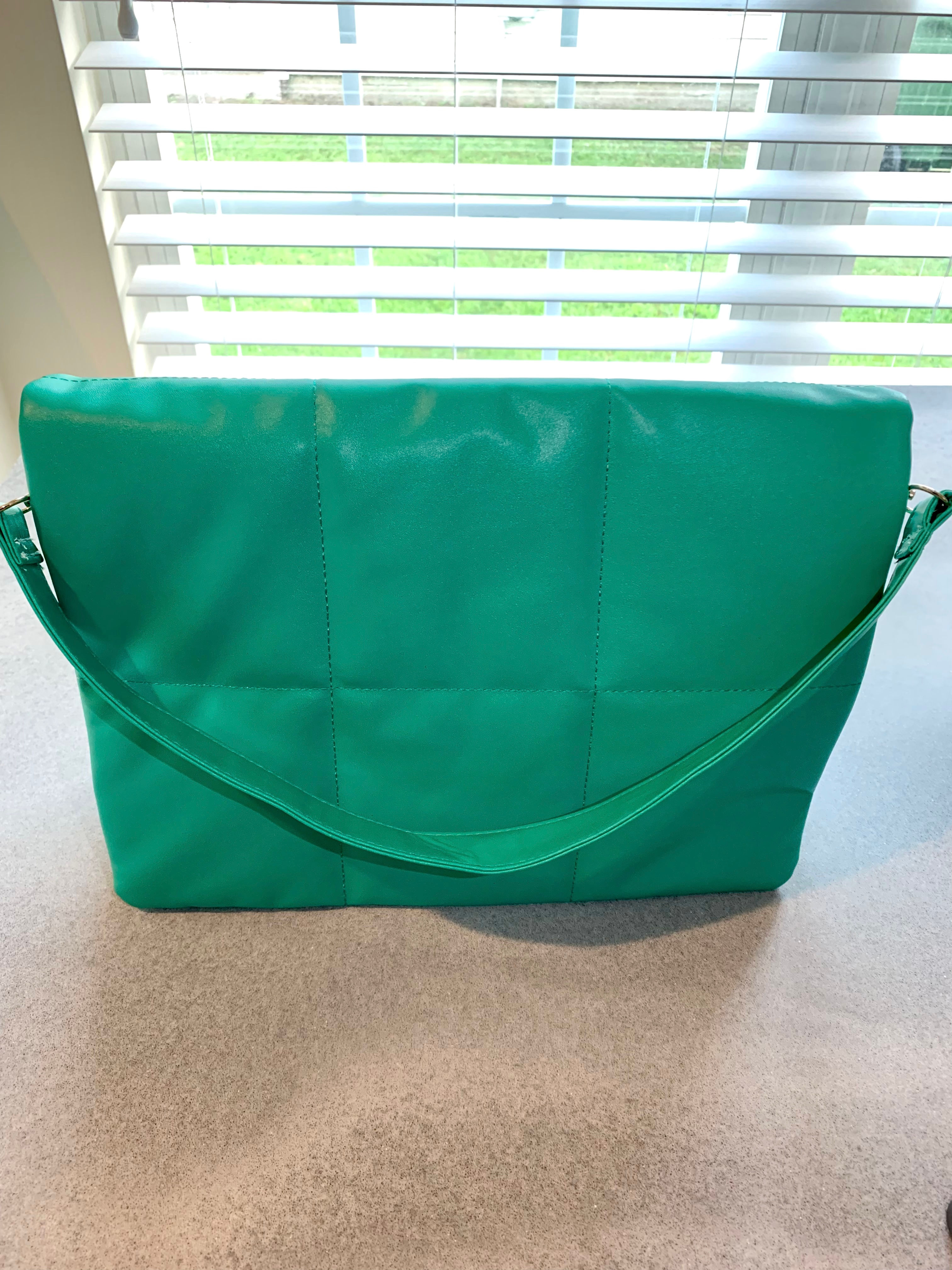 XL GREEN TOTE BAG