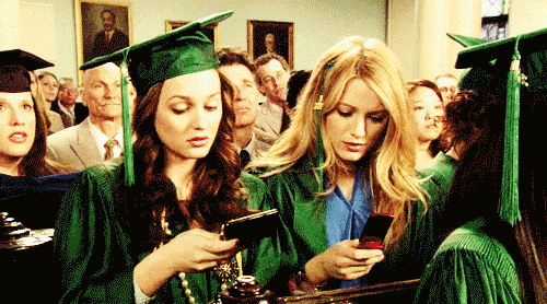 gossip-girl-outfits-286895-1587671758115-main.gif