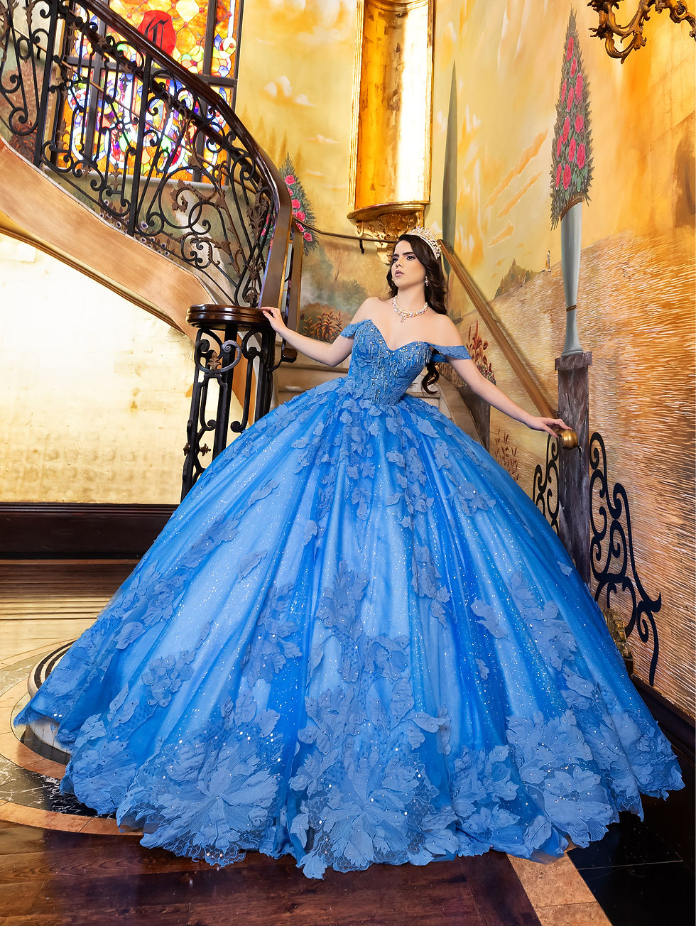 Miniatura: Quince dress