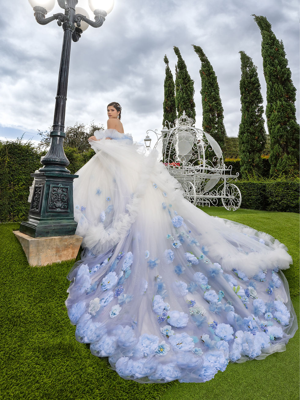 Miniatura: Quince dress