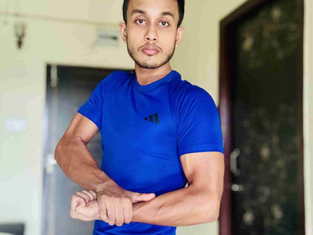 Kaushik Bose, certified gym trainer and personal trainer in Kolkata, offering expert weight loss, fitness coaching, strength training, and body transformation services in Kalikapur, Jadavpur, Mukundapur, Anandapur, EM Bypass, Santoshpur, Ajoynagar, Garia, Salt Lake, New Town, Ballygunge, Park Street, and Howrah.