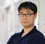 Kyeng Min Park