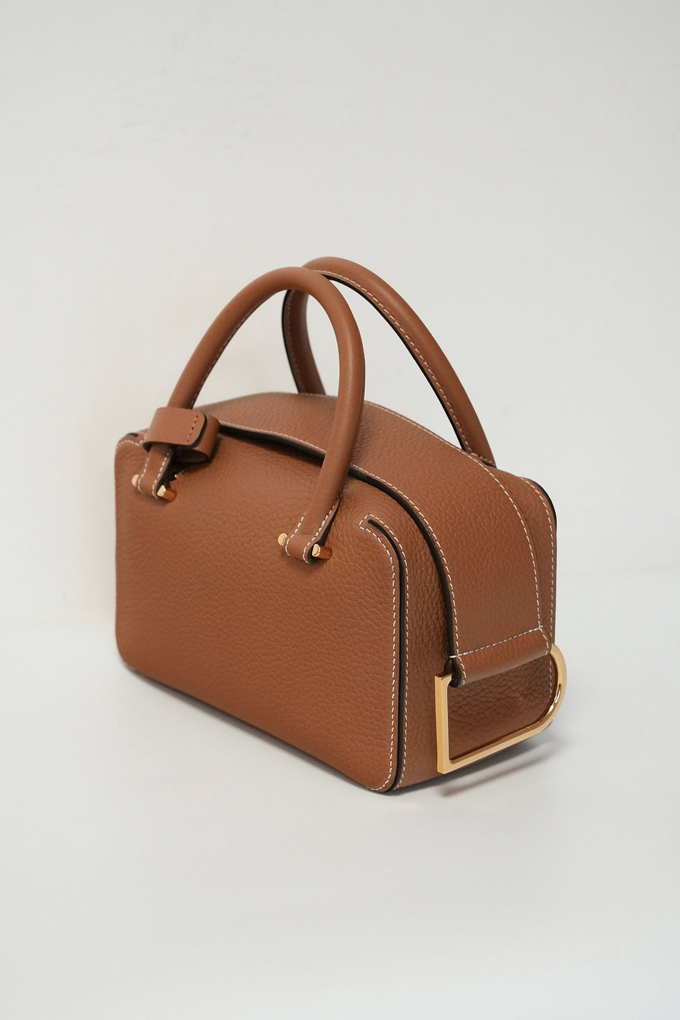 Thumbnail: Delvaux Coolbox Mini in Camel