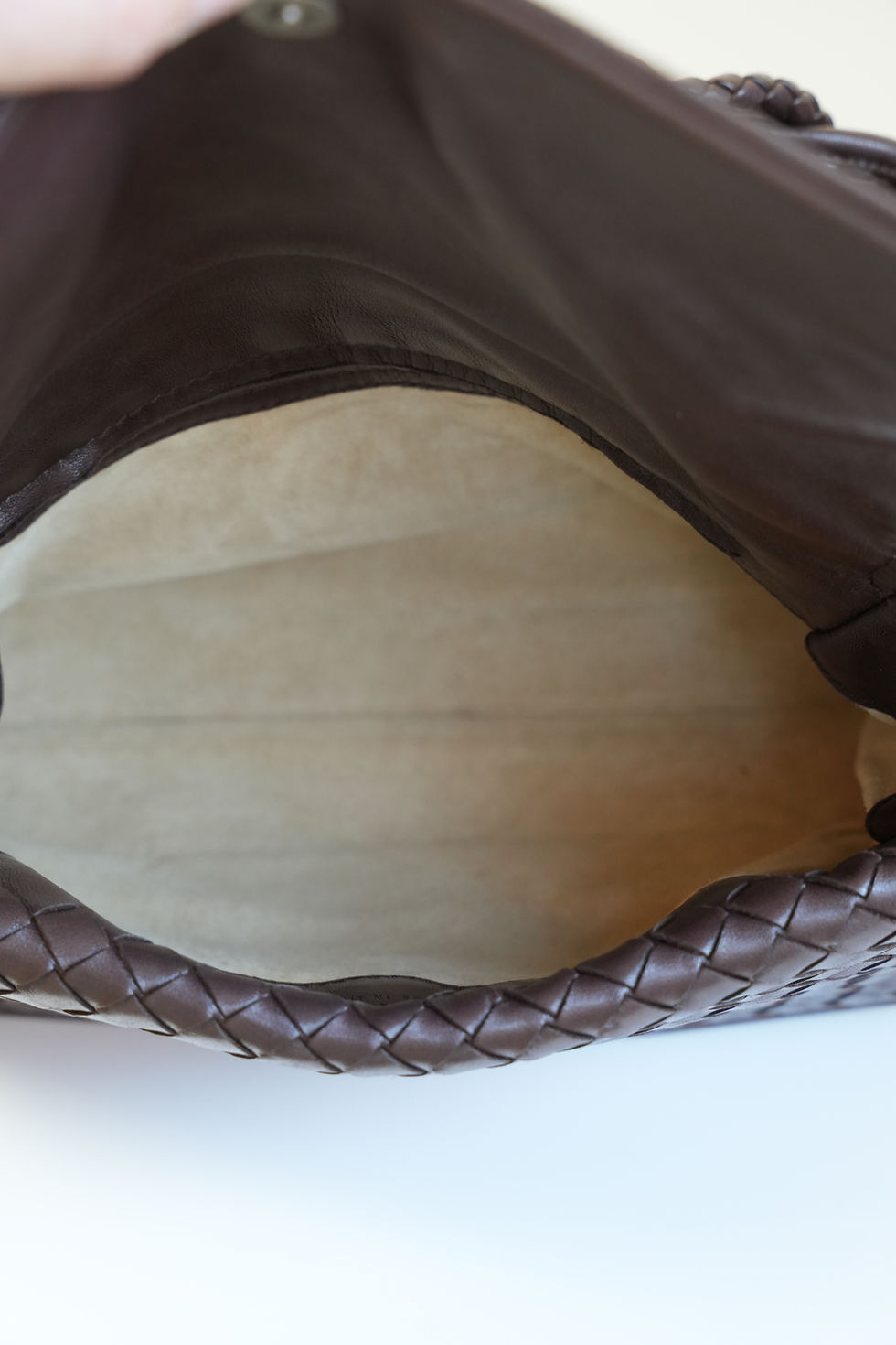 Thumbnail: B.V Intrecciato Double Flap Hobo Bag in Dark Brown