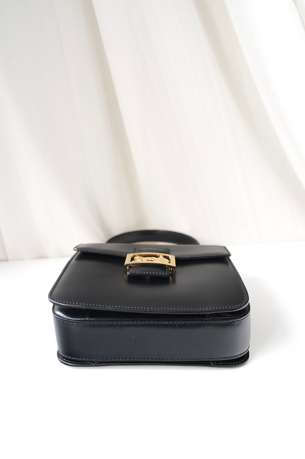 Thumbnail: Celine Vintage Carriage Kelly Bag