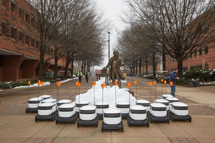 Autonomous food delivery robots