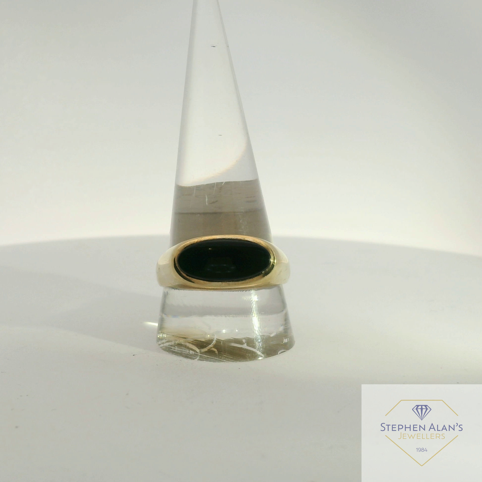 9ct gents onyx signet ring