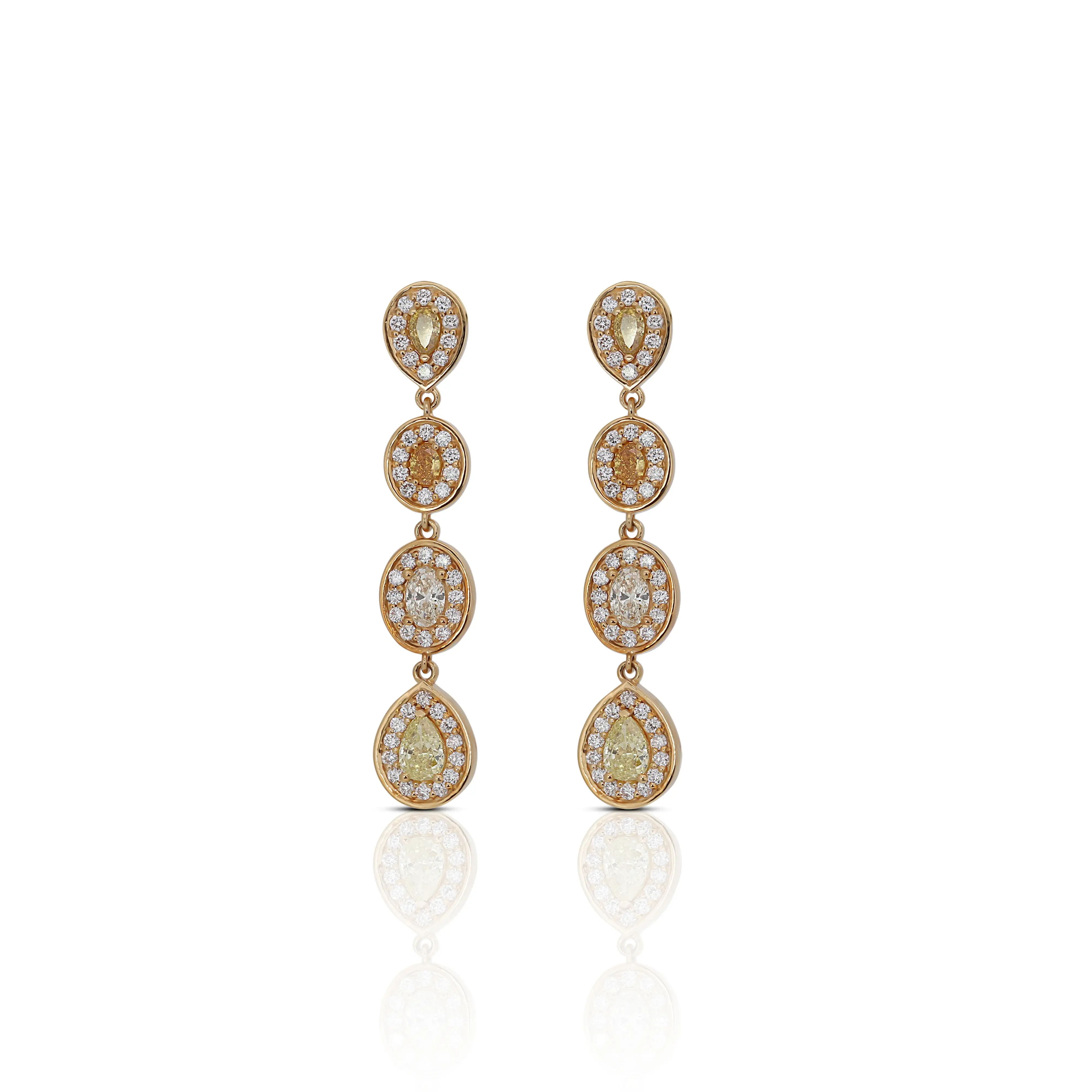 Stunning 1.82 ct. oval and pear Diamonds Earrings