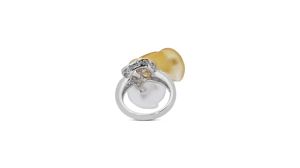 Thumbnail: Lovely .80ct Pear Cabochon Flower Emerald Ring