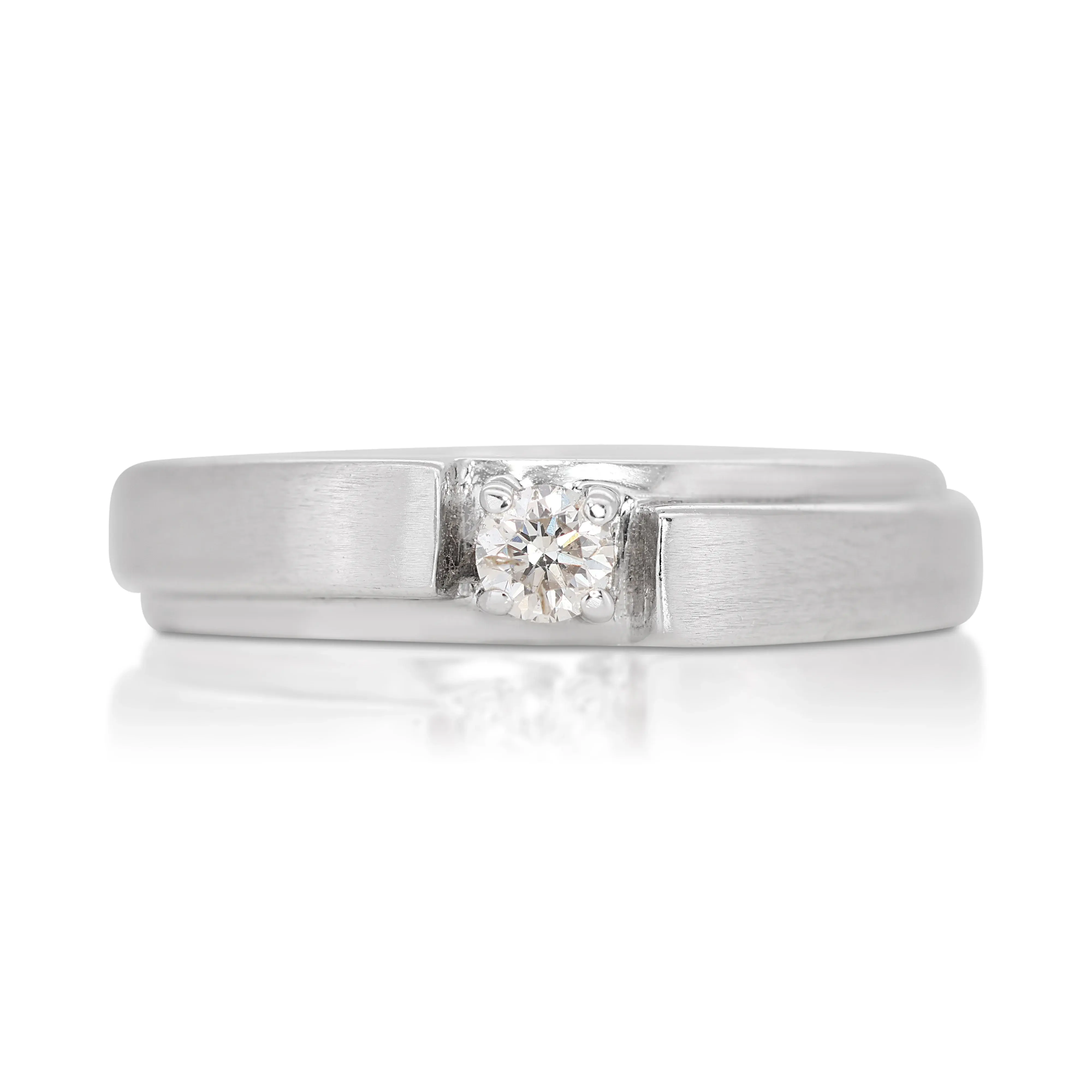 Classic Solitaire Ring in 18K White Gold