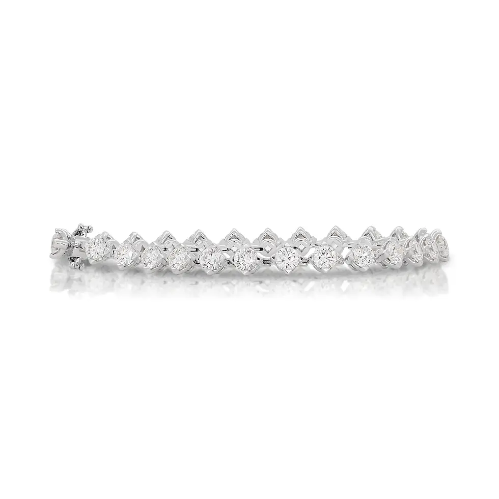 Thumbnail: Dazzling Tennis Bracelet with 31 Round Brilliant Diamonds