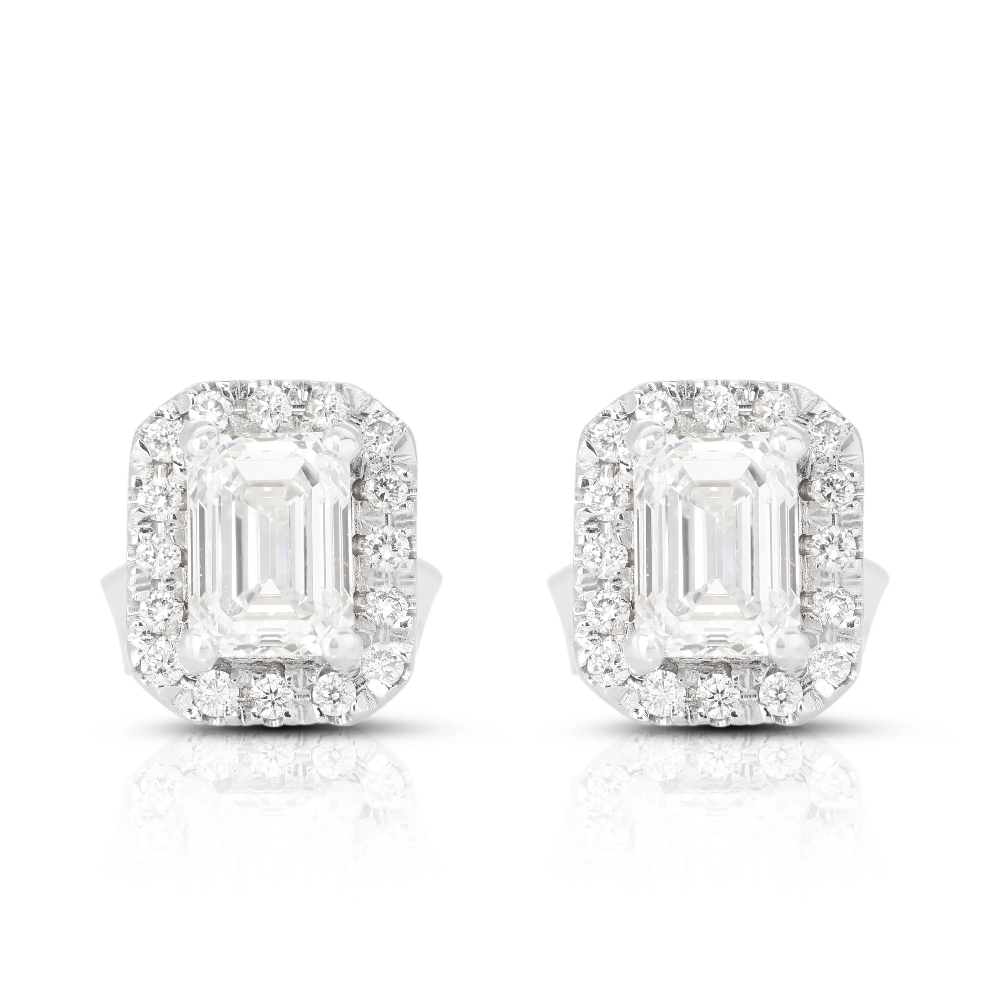 18K White Gold Stud Earrings with 0.93ct Emerald Cut Diamonds