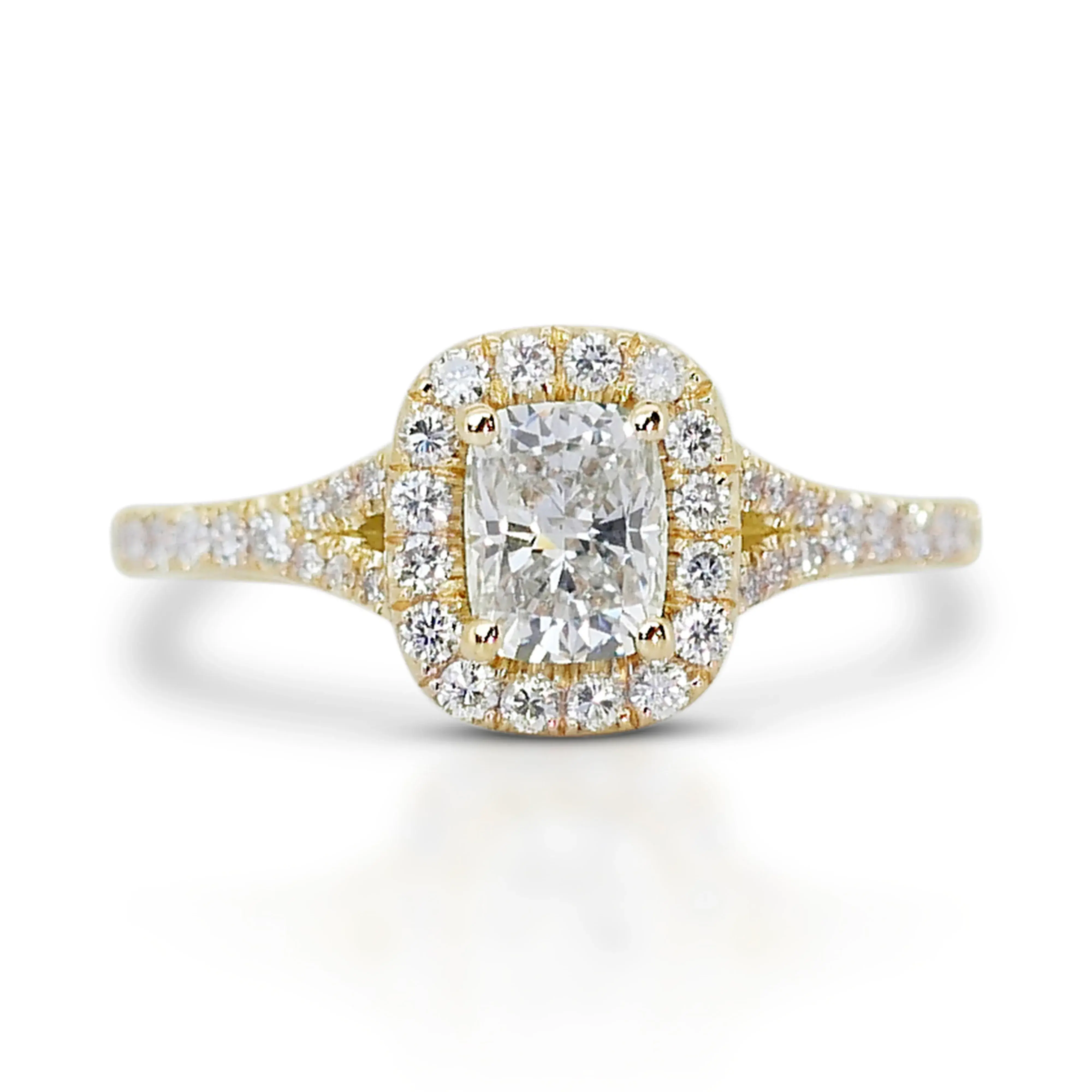 Stunning 0.75ct Cushion-cut Diamond Pave Ring in 18K Yellow Gold