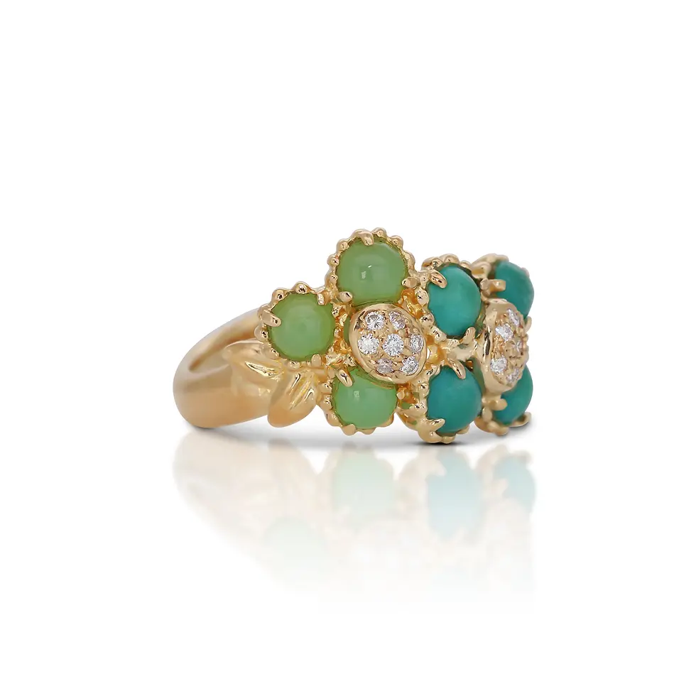 Thumbnail: Beautiful 18K Yellow Gold Ring with Jade and Diamonds