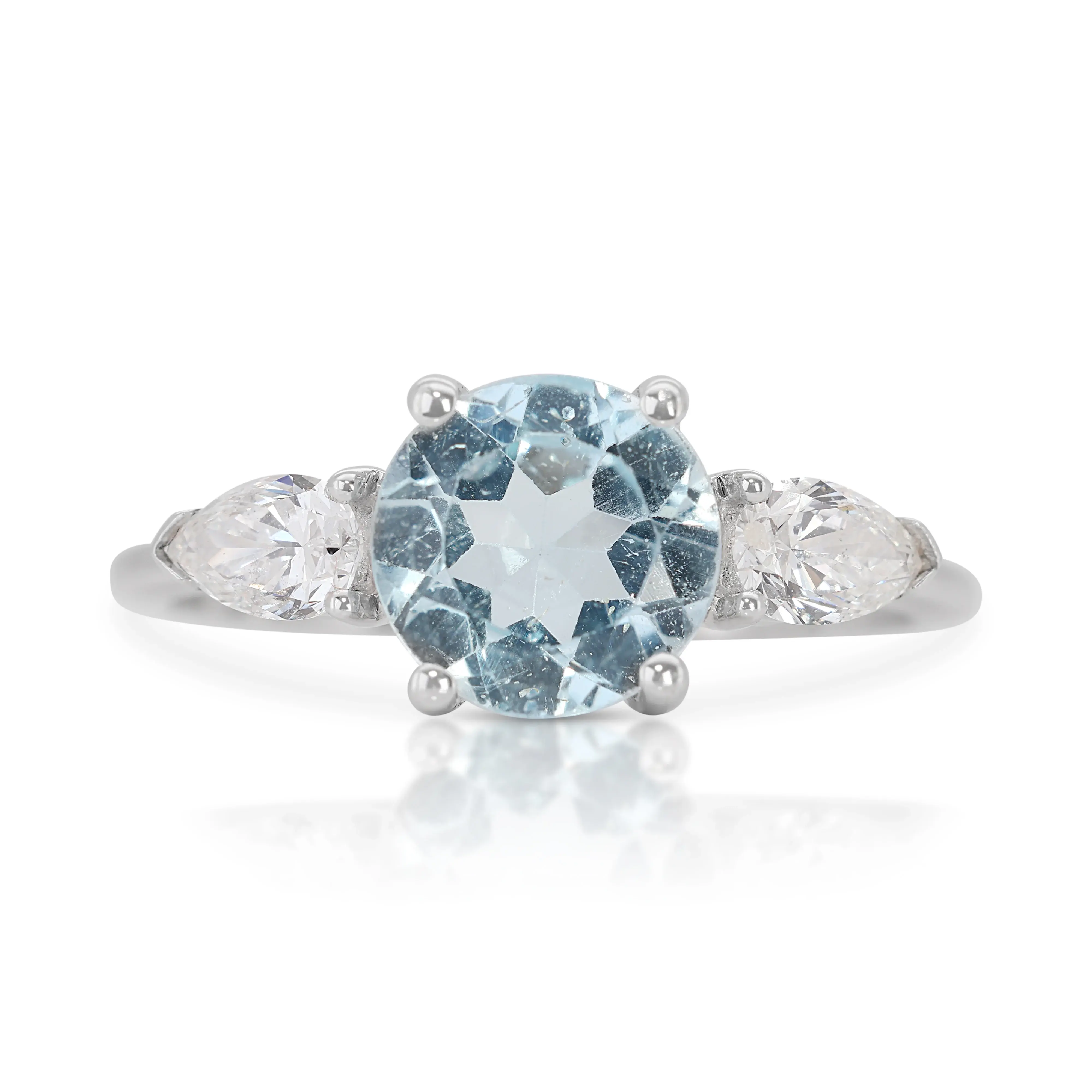 Exquisite 18k White Gold Blue Topaz Pear Cut Ring