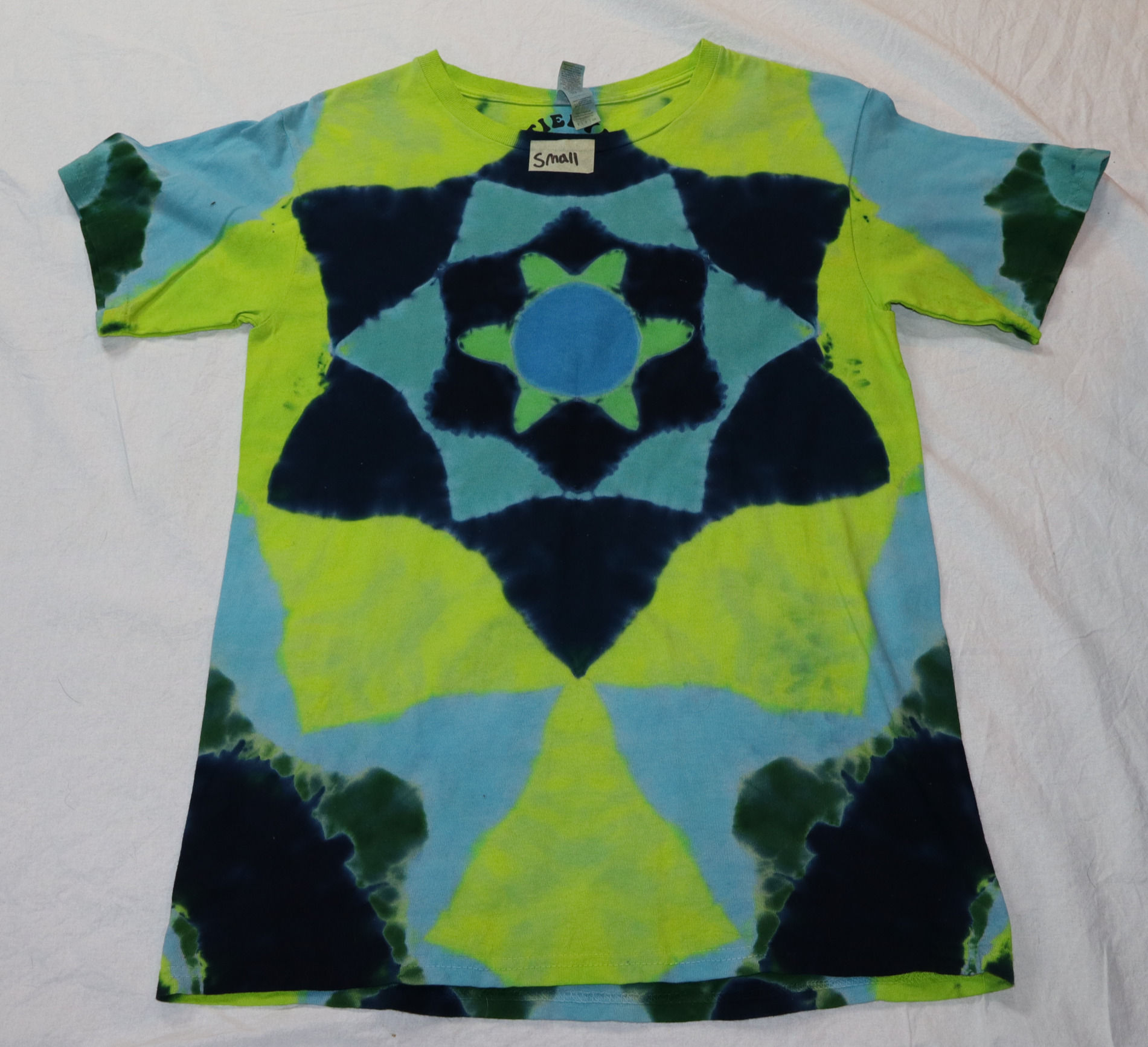 Small Fully Wrapped 6-pointed Mandala Tiedye T-shirt