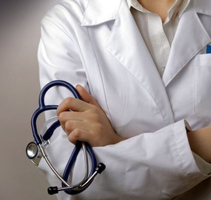 medico_guardia_salario_precio_13012017_consalud.jpg