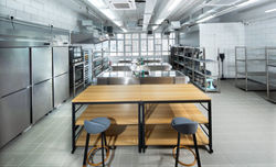 Bake kitchen