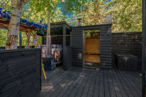 the mad house luxury glamping at wonderland retreats lancashire bed view