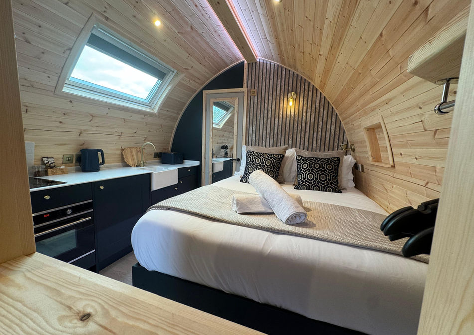 The Peak Hot Tub luxury glamping pod north yorkshire bed